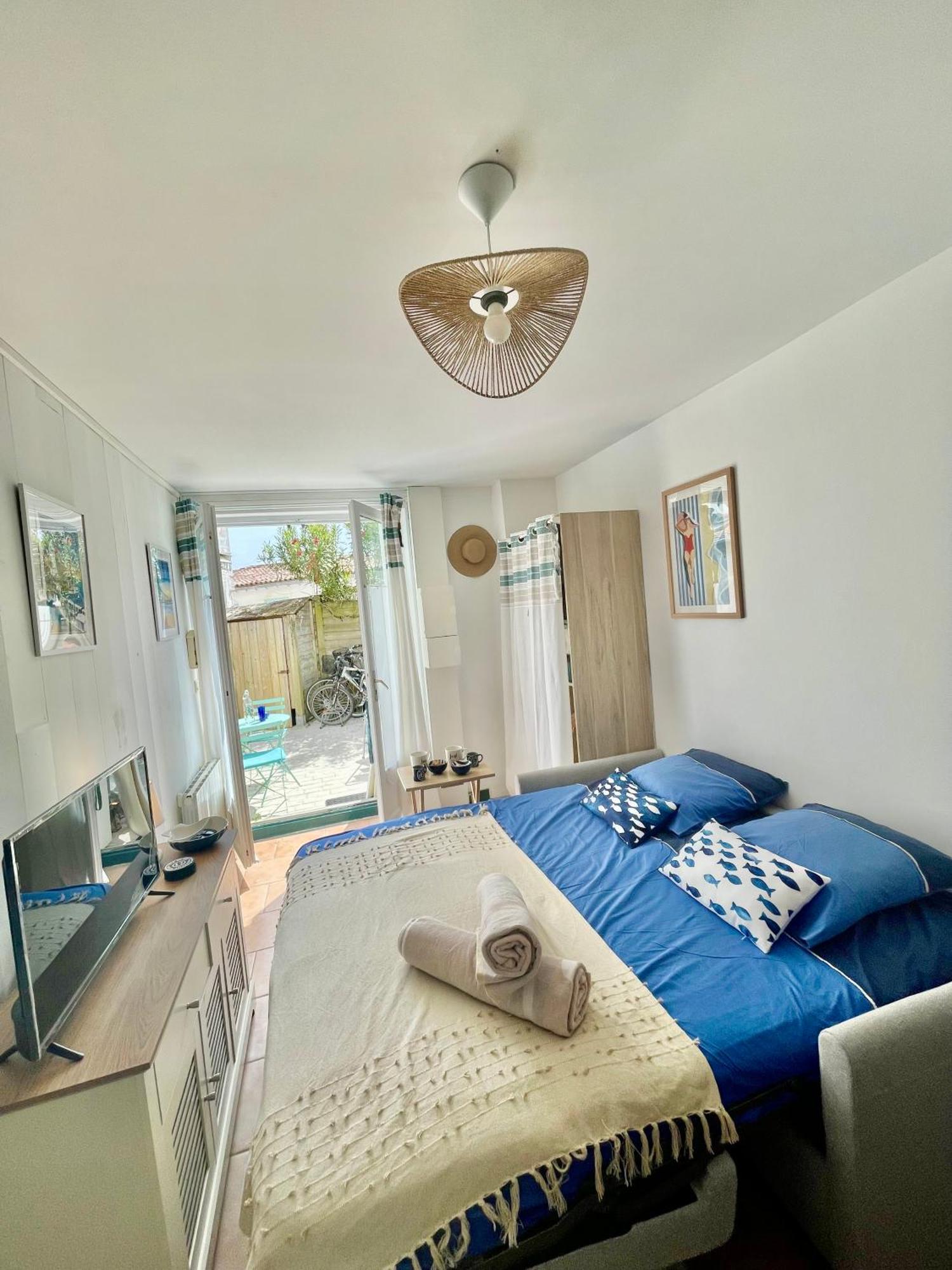 Le Nid Flottais Apartment La Flotte Bagian luar foto