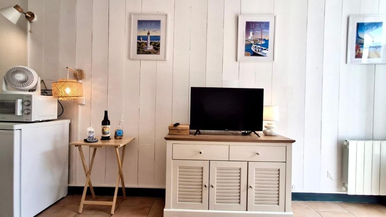Le Nid Flottais Apartment La Flotte Bagian luar foto